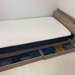 【セミダブル】ベッド＆ベッド台、収納付き！