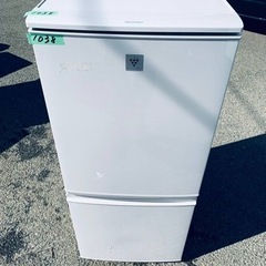 1038番 シャープ✨冷凍冷蔵庫✨SJ-PD14A-C‼️