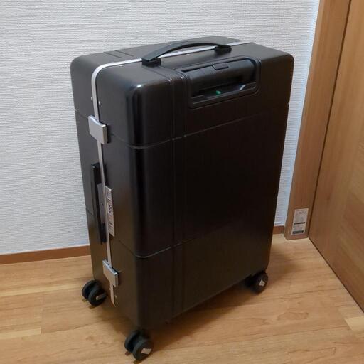 65L 使用1回スーツケース REGESY\n\n美品