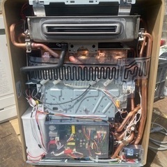 早い物勝ちパロマ　FH-EZ2026SAWL エコジョーズ　23年製　都市ガス　稼働１日　取り外し品