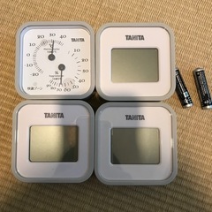 【決まりました！】タニタ　デジタル時計と温湿度計4こセット