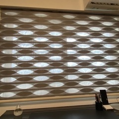 ロールスクリーン　グレー　定価95,000(税別)