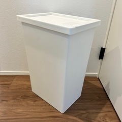 (取引中)IKEA ゴミ箱 ホワイトダストボックス