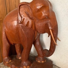 木彫りの象　　　中古