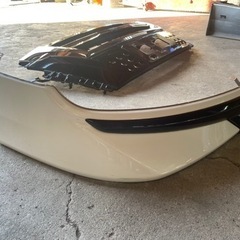 エスクｧイア　ＴＲＤフロントスポイラー