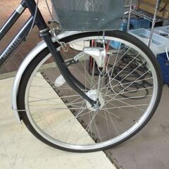 27インチ 自転車 ママチャリ シティサイクル ブラック×シルバー カゴ