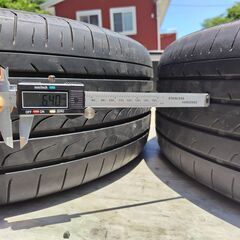 値引しました　夏タイヤ　三菱　デリカ　D5　純正　マットブラック　ガラス系　コーテング　国産タイヤ　4本セット　ブルーアース 値引しました 夏タイヤ 三菱 デリカ D5 純正 マットブラック ガラス系