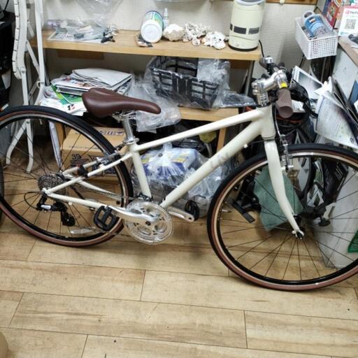 [受渡し完了しました] こんなに安いのに更に神奈川ペイで20%ポイントバックです。GIANT エスケープR3 W LTDシマノモデル が特価です。