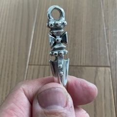 トラヴィスワーカーダガーペンダントトップ