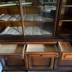 引き取り限定、カリモク 食器棚 