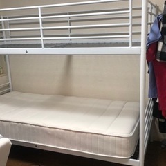 IKEA 2段ベッド パイプベッド