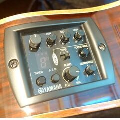 新品同様 YAMAHA APX1200II ヤマハ 総単板 ピエゾPUとコンデンサーマイク搭載エレアコ アコースティックギター フォークギター ストリートミュージシャンに セミハードケース付き