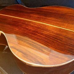 新品同様 YAMAHA APX1200II ヤマハ 総単板 ピエゾPUとコンデンサーマイク搭載エレアコ アコースティックギター フォークギター ストリートミュージシャンに セミハードケース付き