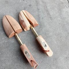 木製シューズキーパー