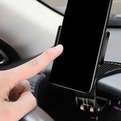 車のクリップ式スマホホルダー