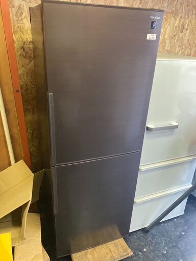 ☆中古￥29,800！【店長おすすめ！】SHARP　280㍑2ドア冷蔵庫　家電　SJ-PD28E-T型　2018年製　幅56㎝ｘ奥行67㎝ｘ高さ157㎝　【BH143】