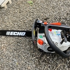 エンジン付きチェーンソー