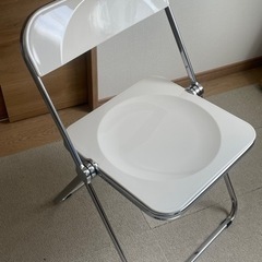 【韓国インテリア】 パイプ椅子(クリームホワイト)