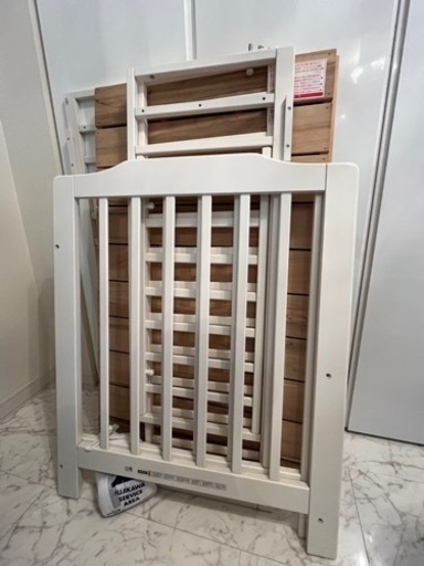 ベビーベッド ハイタイプ  床板すのこ【カトージ(KATOJI)】[ベビーベッド 布団 寝具]