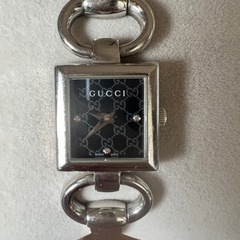 GUCCI時計（ダイヤ付き）