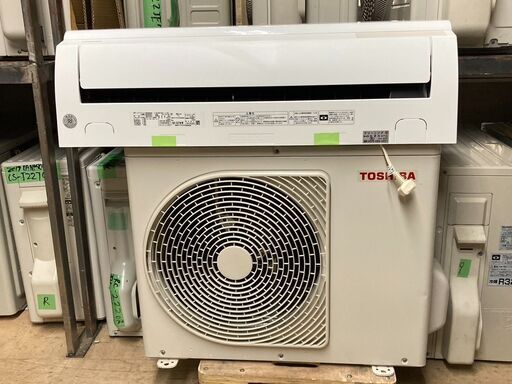 K04461　東芝　中古エアコン　主に6畳用　冷房能力　2.2KW ／ 暖房能力　2.2KW