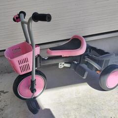 ピンクの三輪車