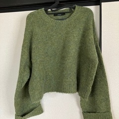 グリーンモコモコセーター