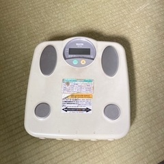 タニタ TANITAのヘルスメーターです。