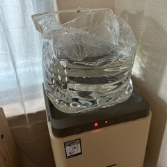 ウォーターサーバーのお水のみ！箱入りです！