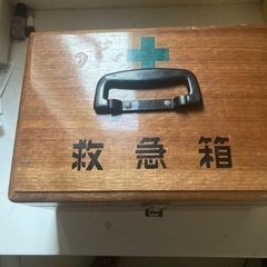 木製 レトロ 救急箱