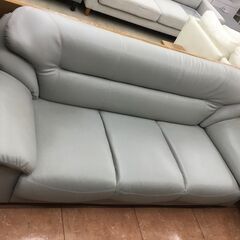 😉お買い得😉3Pソファ 3人掛け コンパクトタイプ 合皮 グレー　3382