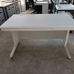 プラス　LEED　平机『中古良品』複数入荷！幅1200