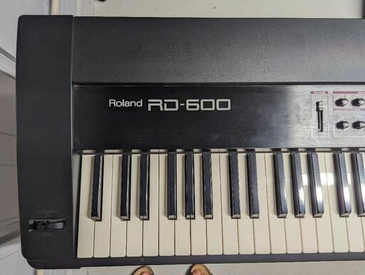 Roland キーボード　RD-600
