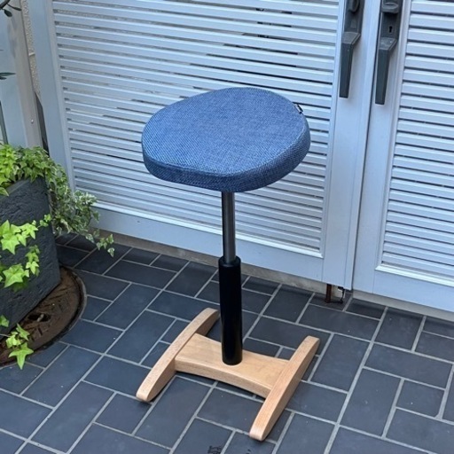 balans® Synergy / バランス シナジー(オートリターン機能付き) 椅子