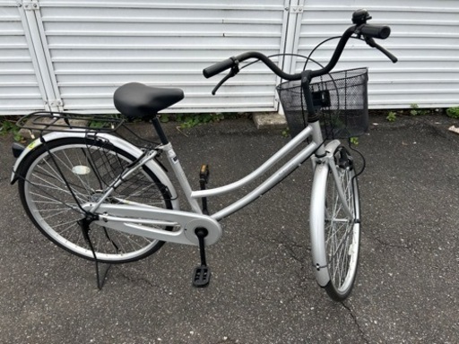 自転車　ママチャリ　空気入れ付き