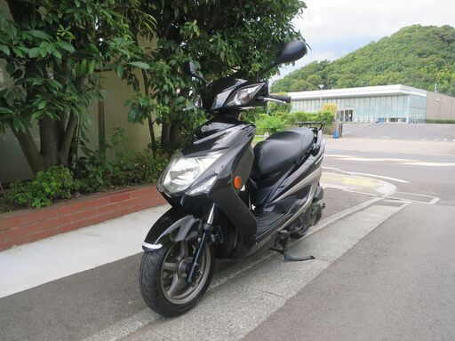 ヤマハ　シグナスX125SR　3型(人気モデル）実働中古美車　バッテリーフル充電済　オイル交換後渡し　バフ磨き済み　ナンバー登録書類あり