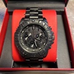 ルミノックス blackOUT