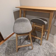 ニトリ：カウンターテーブル＋チェア (2 脚セット)