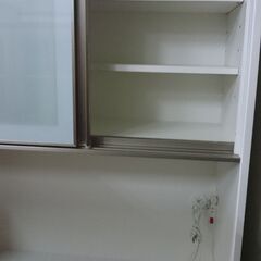 (100cm 幅）ニトリ　2面キッチンボード　アルミナ2　100KBSI　100ｃｍ幅　キッチン家具　上下分割可　　白/ベージュ　高く買取るゾウ八幡東店