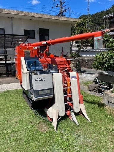 コンバイン　クボタ　ディーゼル　２条刈り