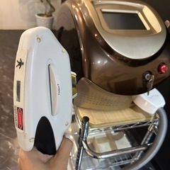 脱毛機　エステのお店から譲り受けた物です 脱毛機 エステのお店から譲り受けた物です