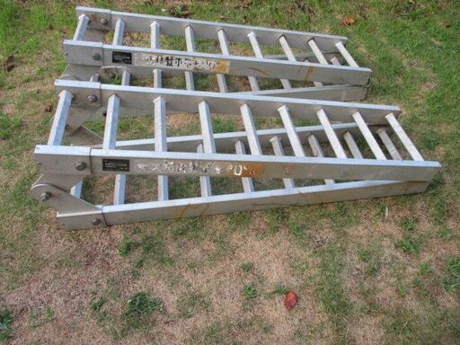 2個..神戸製鋼所 トラコンメイト 折りたたみ アルミブリッジ 最大積載量600kg/組 長さ272cm 幅36cm