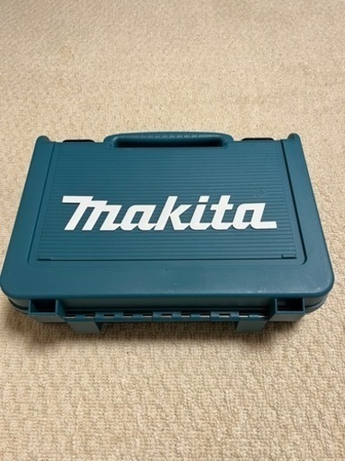 マキタ　充電式ドライバドリル　DF030D