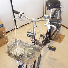 格好いい　中古自転車 ブリヂストン Alumi-U、24”（インチ）内装3段速度, シフト：グリップ