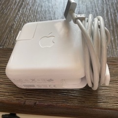 Apple 旧充電器