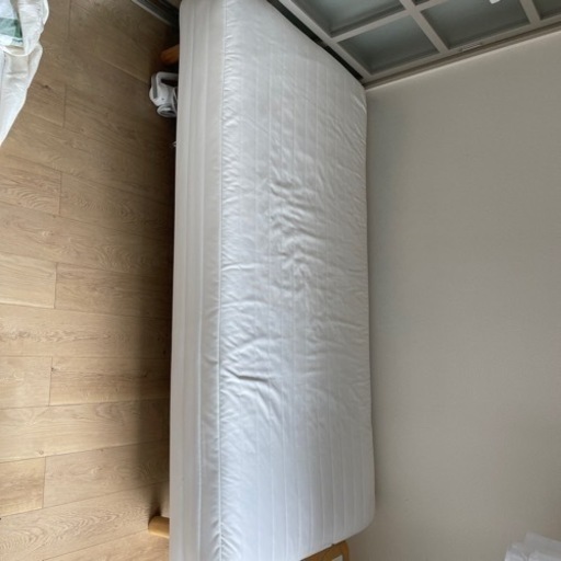 無印良品　脚付マットレスベッド