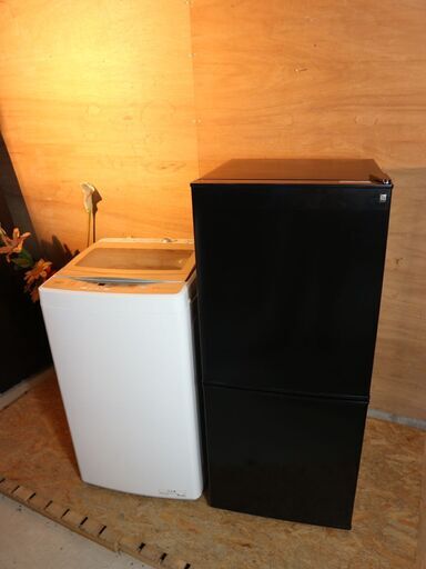 【購入者決定】仙台市内近郊配送料込み！2022/2021年製 ニトリ 2ドア冷蔵庫＆アクア 5㎏ 縦型洗濯機 お得な単身セット 高年式 美品