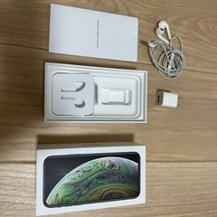 iPhone XS 箱、アダプタ、イヤホン