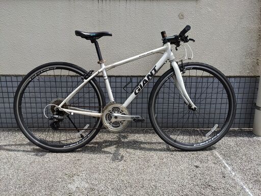 ジャイアント GIANT ESCSPE R3 XS クロスバイク 東京