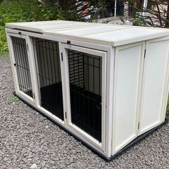 決まりした！木製 ペット用 仕切り付 オシャレ ゲージ 犬小屋 2ドア 上部も開閉可 白 ホワイト 大型サイズ 小型犬 多頭飼い 室内使用 決まりした！木製 ペット用 仕切り付 オシャレ ゲージ 犬小屋 2ドア